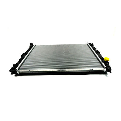 OE NO. F01F16 직접 자동차 예비 부품 라디에이터 Assy For Chery Jetour x70 x90 플러스 대싱