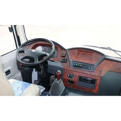 다양한 고객 요구에 적합한 19석 중형 버스