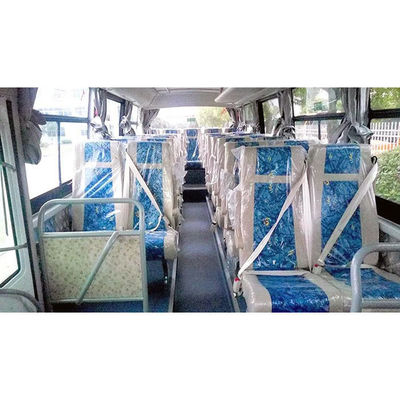 다양한 고객 요구에 적합한 19석 중형 버스