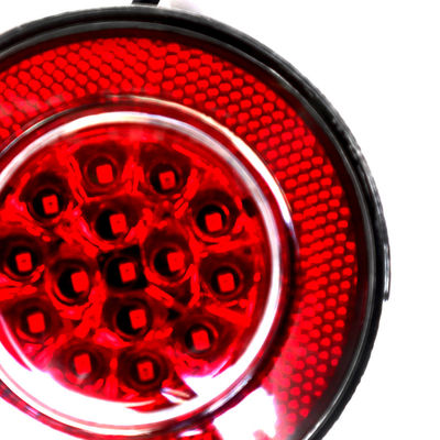 히거 버스 GOLDEN DRAGON 2014- 버스 부품 4116-00021 WD499 100E에 대한 후방 안개 램프 LED 24V