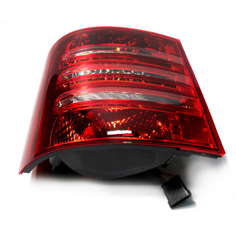 예산 친화적 인 24V LED 후방 꼬리 램프 4133-00059 King Long 버스 자동차 장착 HIGER
